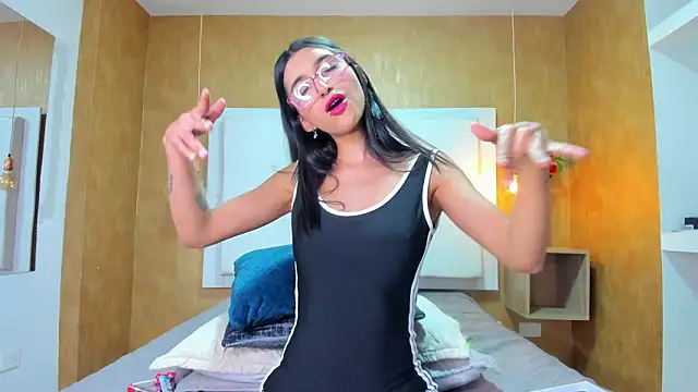 Milaspetite online show from 13, 3, 2026