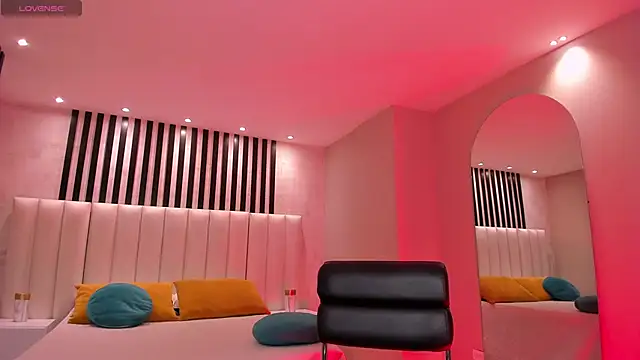 Snapshot of BellaCarteer_ chatting on 8, 2, 2025 BellaCarteer online show from 8, 2, 2025