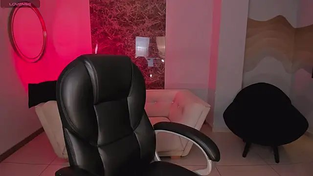 Snapshot of BellaCarteer_ chatting on 28, 10, 2025 BellaCarteer online show from 28, 10, 2025