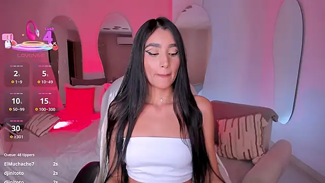 BellaCarteer  online show from 13, 12, 2025