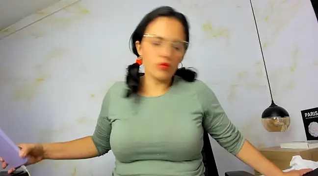 africa holmes online show from 1, 3, 2025