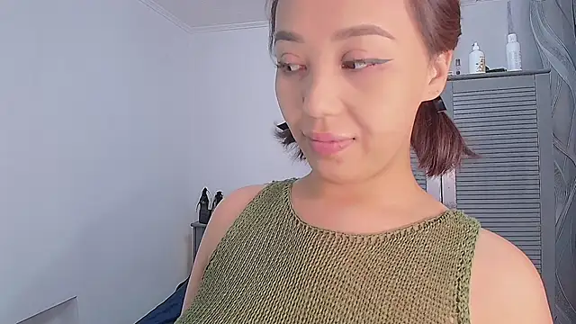 Snapshot of PurrrfectMiko chatting on 1, 11, 2025 PurrrfectMiko online show from 1, 11, 2025