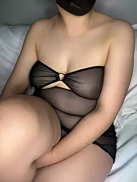 Gamzemm8888 online show from 12, 2, 2025