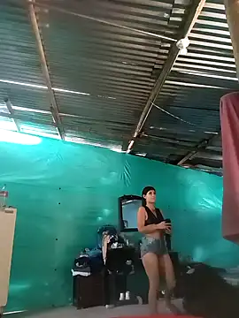 Snapshot of thamygomezz chatting on 24, 9, 2025 thamygomezz online show from 24, 9, 2025