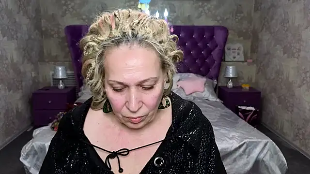 Penelope Pinky online show from 22, 2, 2025