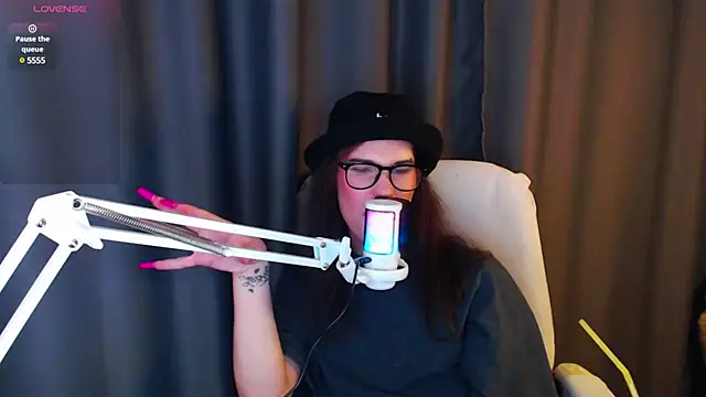 Snapshot of Cassie_Bae chatting on 2, 3, 2025 Cassie Bae online show from 2, 3, 2025