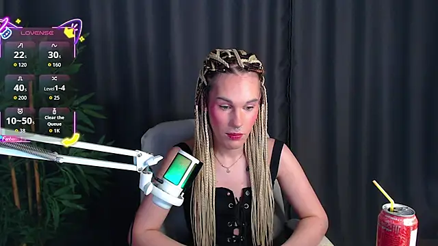 Snapshot of Cassie_Bae chatting on 29, 11, 2025 Cassie Bae online show from 29, 11, 2025