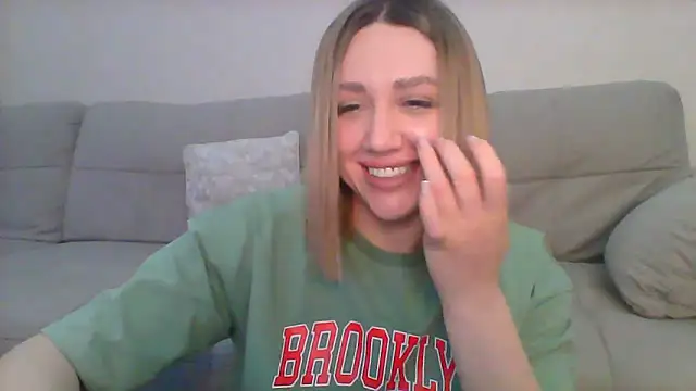 Snapshot of VickyLove047 chatting on 27, 2, 2025 VickyLove047 online show from 27, 2, 2025