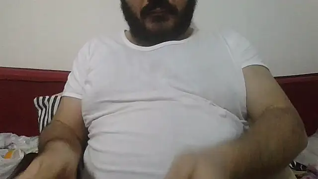 Snapshot of UrfavSlaveBitch chatting on 29, 3, 2026 UrfavSlaveBitch online show from 29, 3, 2026