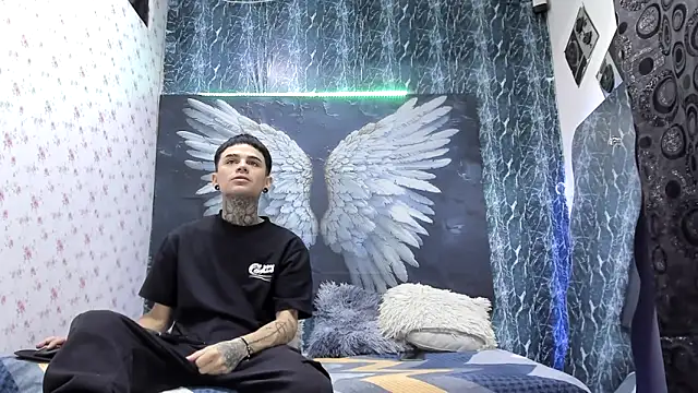 exotic hot couple online show from 29, 3, 2026