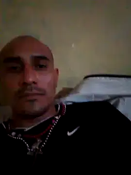 Snapshot of NewBe9D9 chatting on 9, 3, 2025 NewBe9D9 online show from 9, 3, 2025