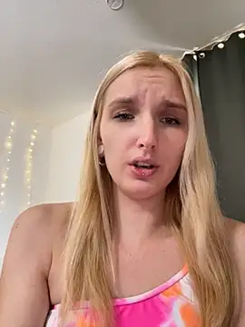 Snapshot of AnnyBelleX chatting on 24, 10, 2025 AnnyBelleX online show from 24, 10, 2025