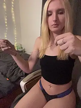 Snapshot of AnnyBelleX chatting on 9, 11, 2025 AnnyBelleX online show from 9, 11, 2025