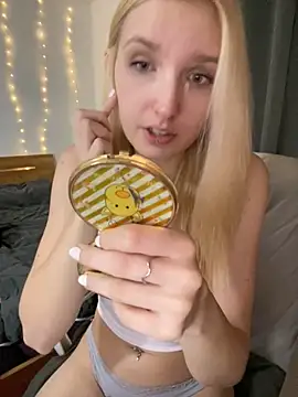 Snapshot of AnnyBelleX chatting on 15, 11, 2025 AnnyBelleX online show from 15, 11, 2025