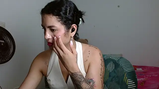 Sexy Lia  online show from 1, 3, 2026