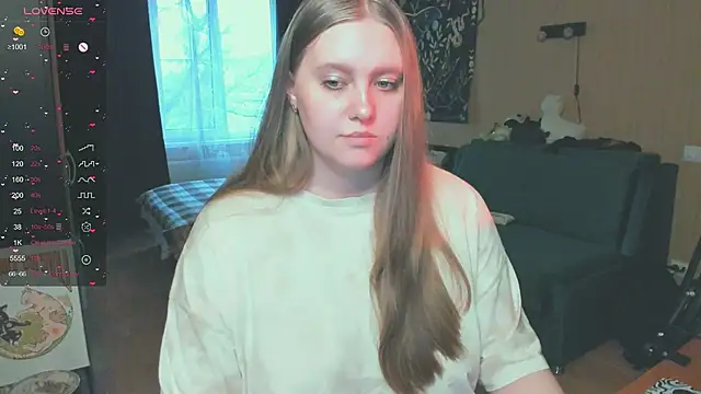 Alice Dreamgirl  online show from 26, 10, 2025