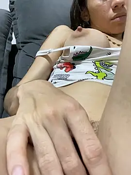 Snapshot of helensweet07 chatting on 27, 12, 2024 helensweet07 online show from 27, 12, 2024