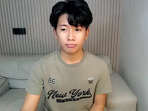 dangerzone0122 online show from 18, 4, 2026