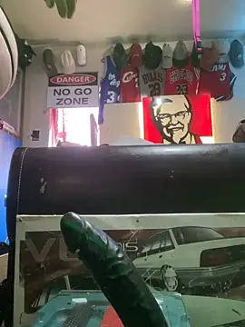 Snapshot of kinkycdslutsv chatting on 13, 1, 2025 kinkycdslutsv online show from 13, 1, 2025