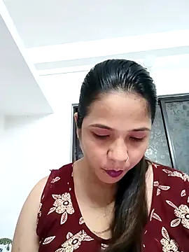 Snapshot of Hot-shot99 chatting on 3, 10, 2025 Hot-shot99 online show from 3, 10, 2025