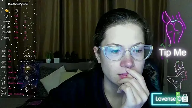 Alicia redfollow online show from 24, 10, 2025