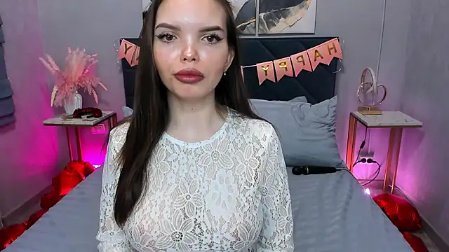 Curvy Dynamite  online show from 6, 3, 2026