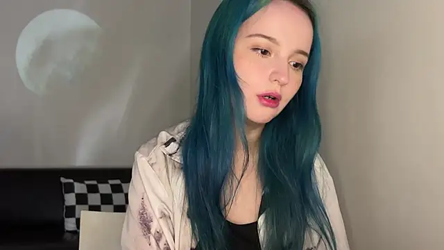 bumble bee online show from 28, 12, 2024