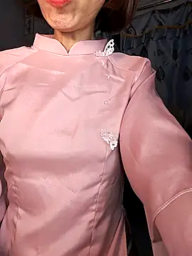 Lucy limon online show from 12, 1, 2026