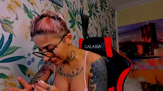 Lucky Deniz online show from 15, 12, 2025