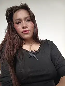 Snapshot of eriika_deep_ chatting on 8, 7, 2026 eriika deep online show from 8, 7, 2026