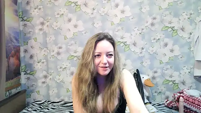 KattyLuuu online show from 31, 10, 2025