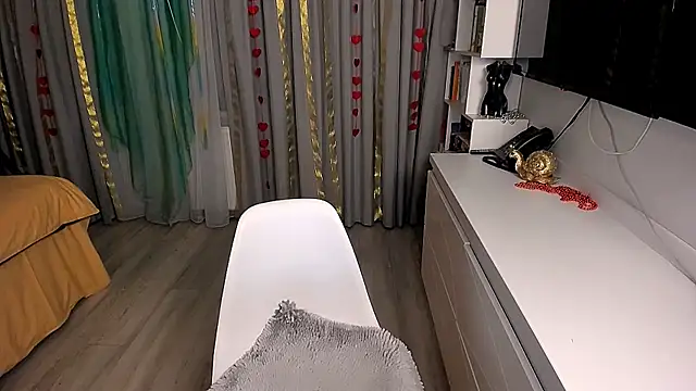 Fire-Fox-One online show from 21, 3, 2026