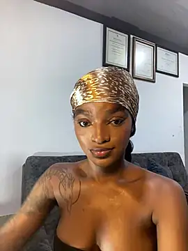 Zizi-campbel online show from 11, 3, 2025