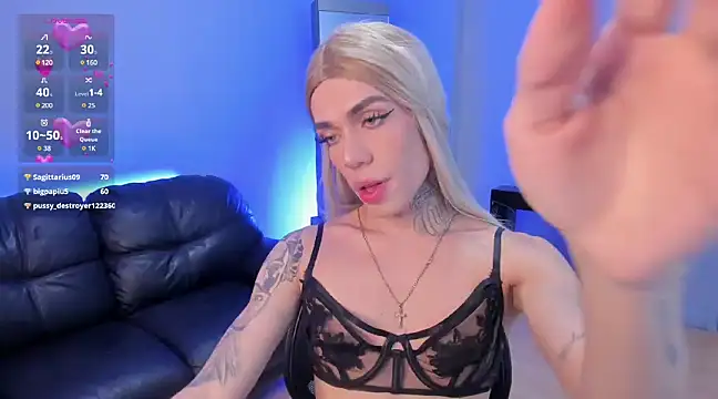 Snapshot of Camillesanto chatting on 28, 12, 2024 Camillesanto online show from 28, 12, 2024