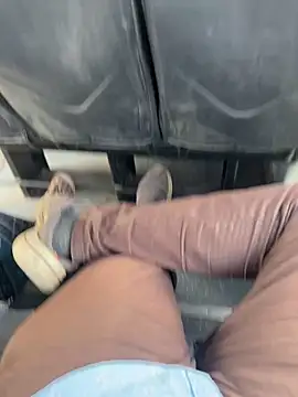 Hillz king 98 online show from 5, 2, 2026