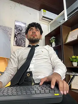Snapshot of Samir_bear chatting on 25, 4, 2026 Samir bear online show from 25, 4, 2026