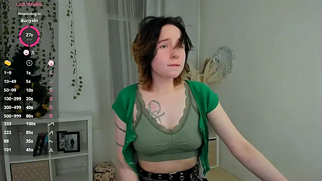 lilithlunna online show from 31, 12, 2024