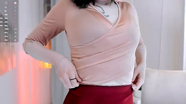 lilithlunna online show from 1, 2, 2025