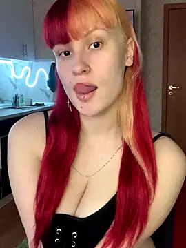 Sweet white chocolate online show from 2, 10, 2025