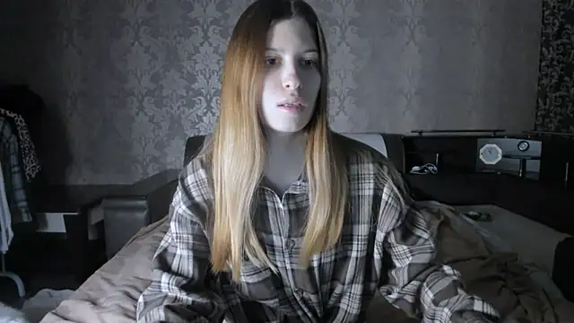 Agnes Allenn online show from 2, 12, 2025