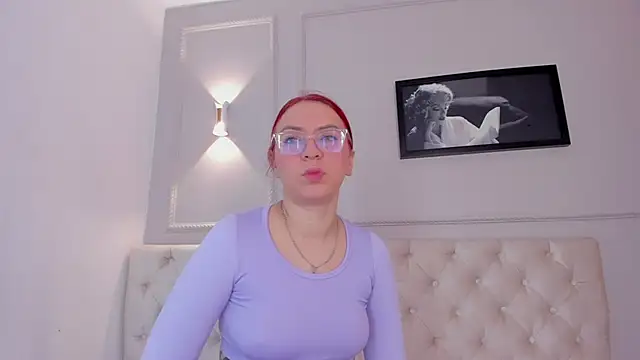 anniemartinezz online show from 13, 2, 2025
