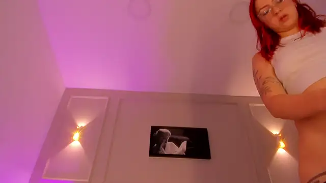 anniemartinezz online show from 15, 9, 2025