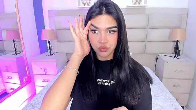 RoseCassie online show from 11, 9, 2025