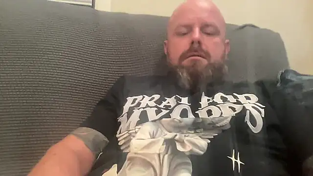 Snapshot of Thickirishcock850 chatting on 5, 11, 2025 Thickirishcock850 online show from 5, 11, 2025