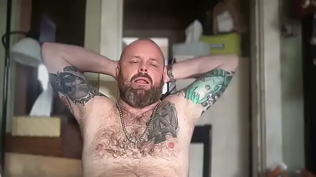 Snapshot of Thickirishcock850 chatting on 28, 2, 2026 Thickirishcock850 online show from 28, 2, 2026