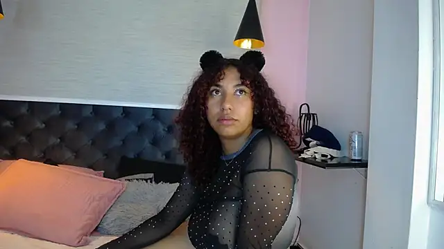 lauraltt online show from 19, 2, 2025