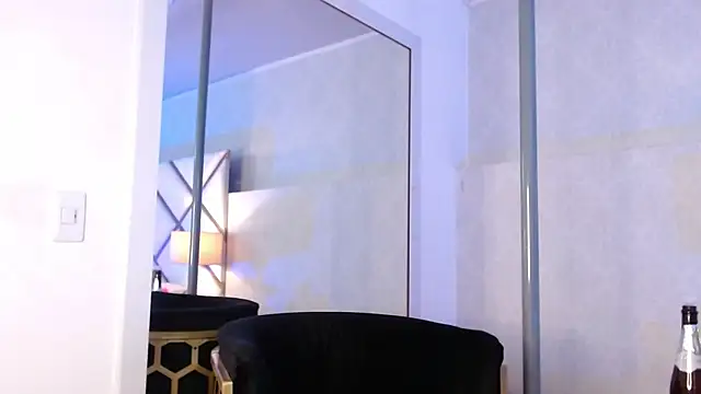 AmyRox  online show from 18, 2, 2025