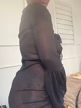 Snapshot of beverlyxxxx chatting on 17, 1, 2025 beverlyxxxx online show from 17, 1, 2025