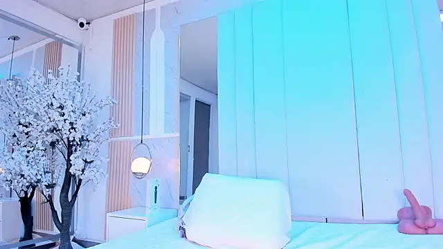 Snapshot of salomebenz chatting on 11, 9, 2025 salomebenz online show from 11, 9, 2025