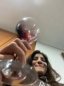 Snapshot of AlejandritaMilano chatting on 28, 6, 2026 AlejandritaMilano online show from 28, 6, 2026